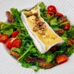 Salada de Queijo Brie